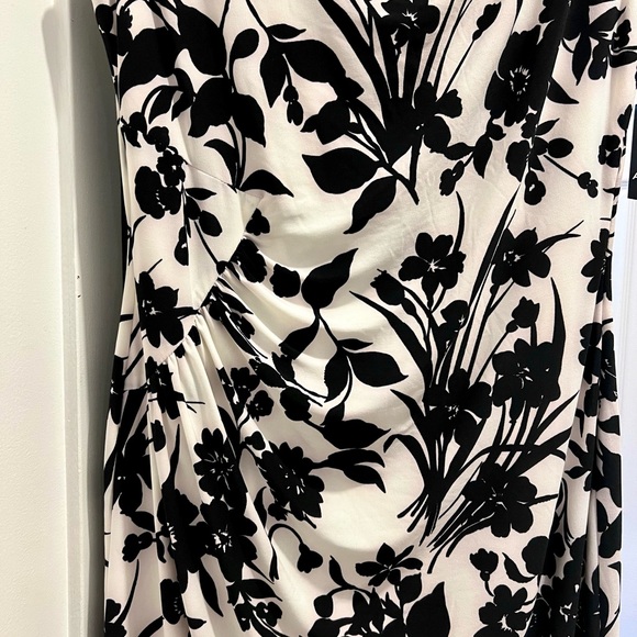 Black and white dress. Size 8. New with Tags! - Picture 2 of 4